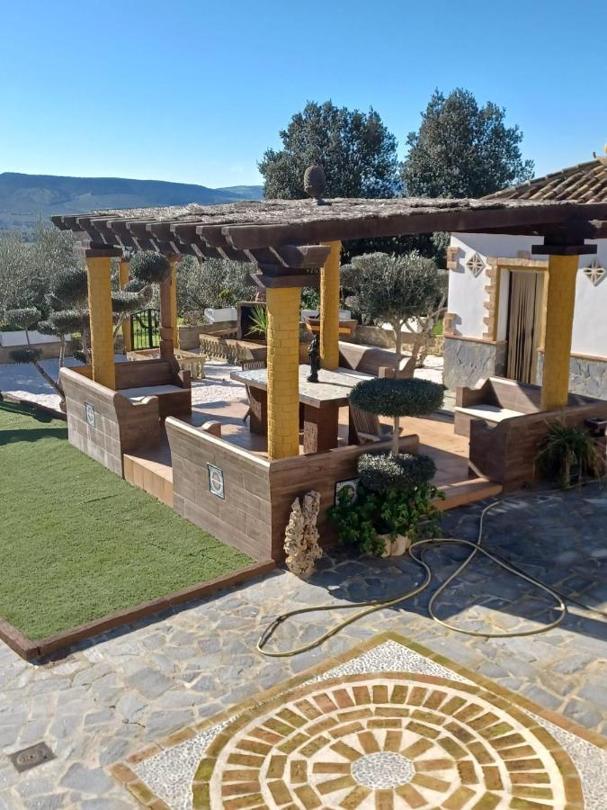 Villa Martinez Alquiler Rural Isabel Alcala del Valle Luaran gambar