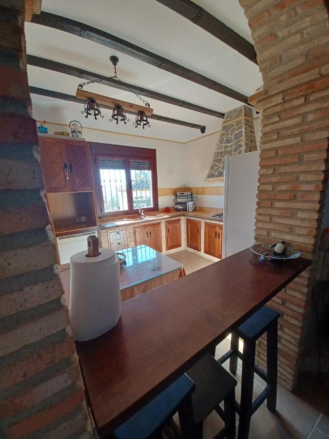 Villa Martinez Alquiler Rural Isabel Alcala del Valle Luaran gambar
